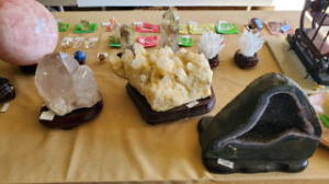 アメジストドーム・カテドラル水晶ほか｜天然石専門店アプール｜茨城県